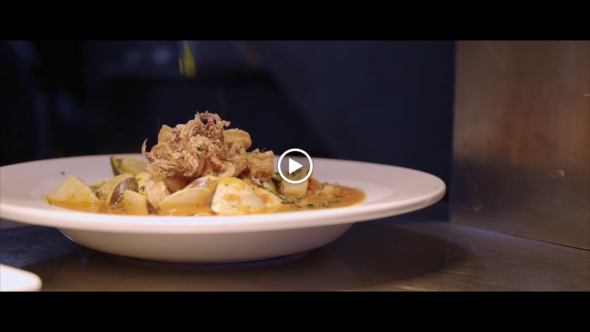 The Pearl Bar & Grill-2