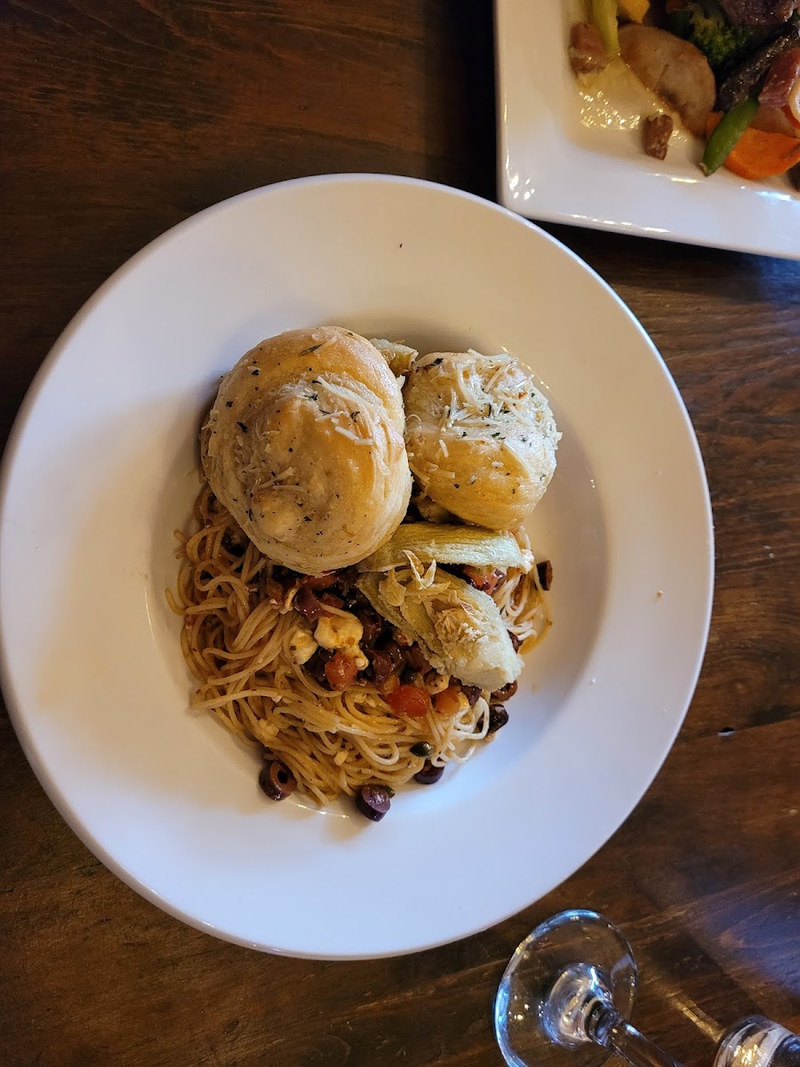 The Pearl Bar & Grill-5